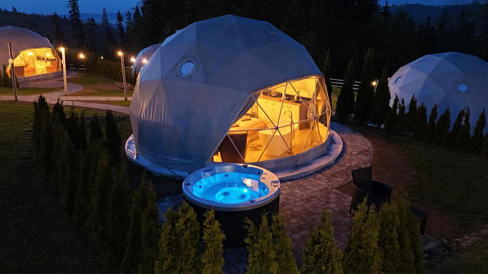 Mountain Glamp & Jacuzzi