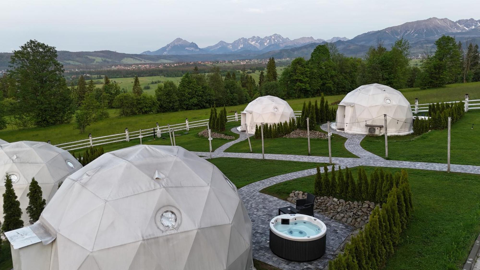 Mountain Glamp & Jacuzzi Luxury tent *
